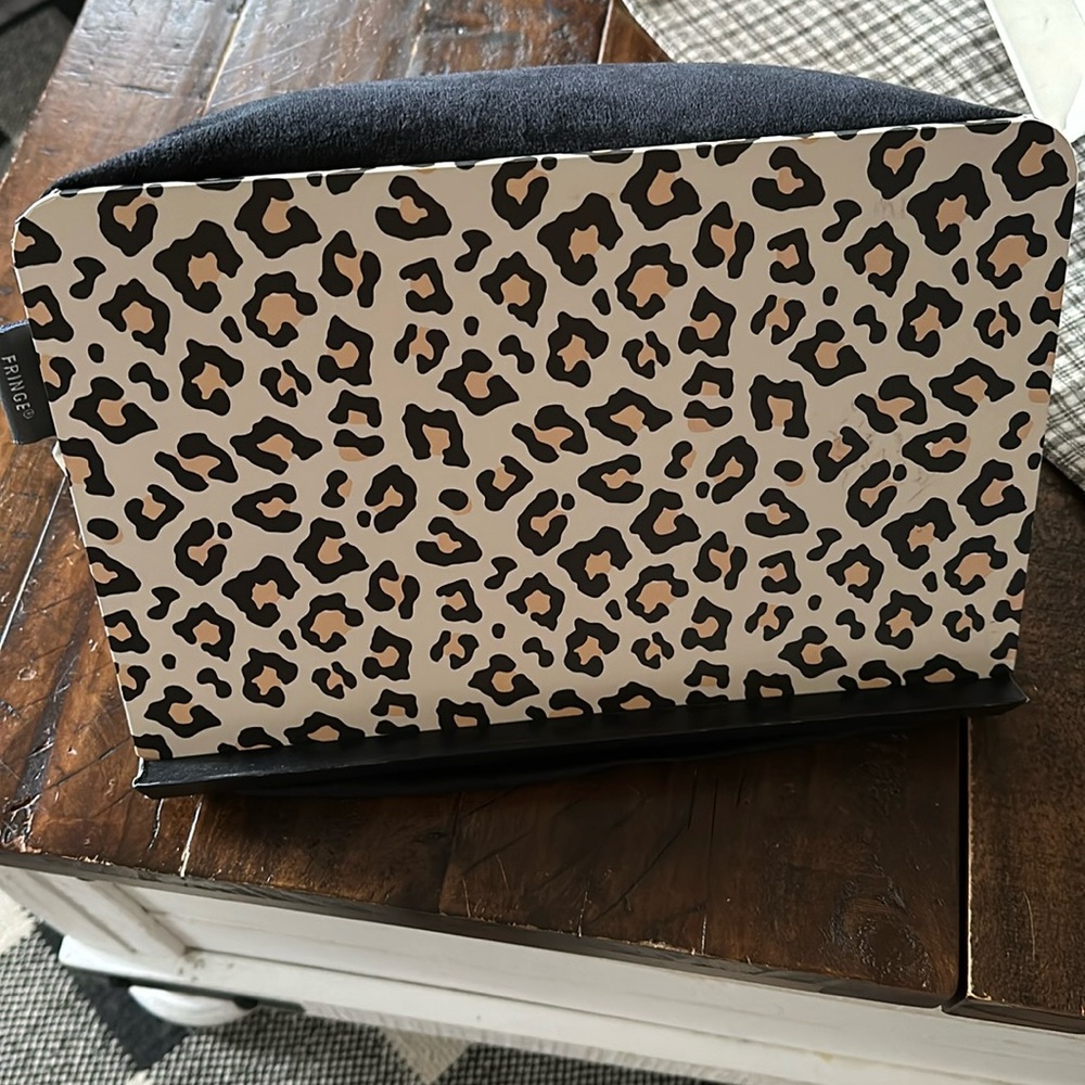 Laptop holder
